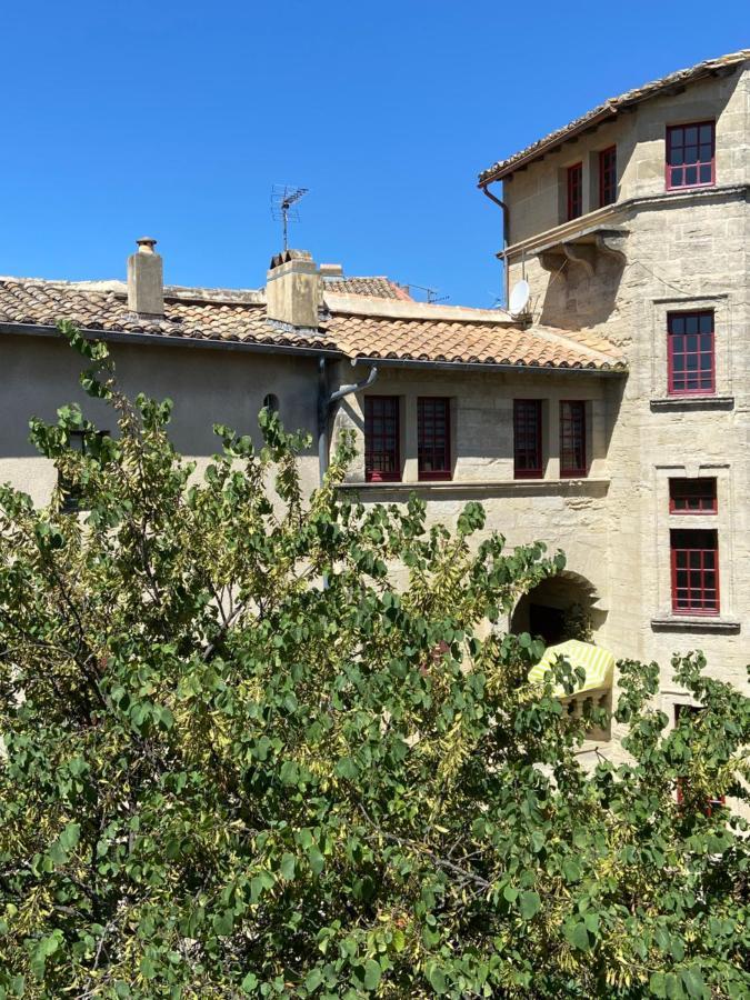 Appartement A 50 M De La Place Aux Herbes Uzès Dış mekan fotoğraf